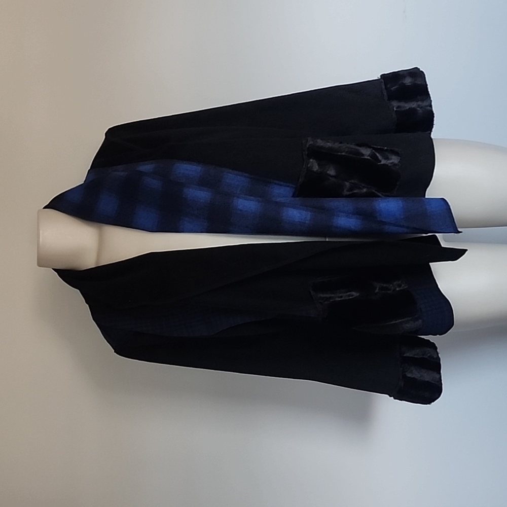 Taylor Brooke blue/black plaid wool blend open front top-L
